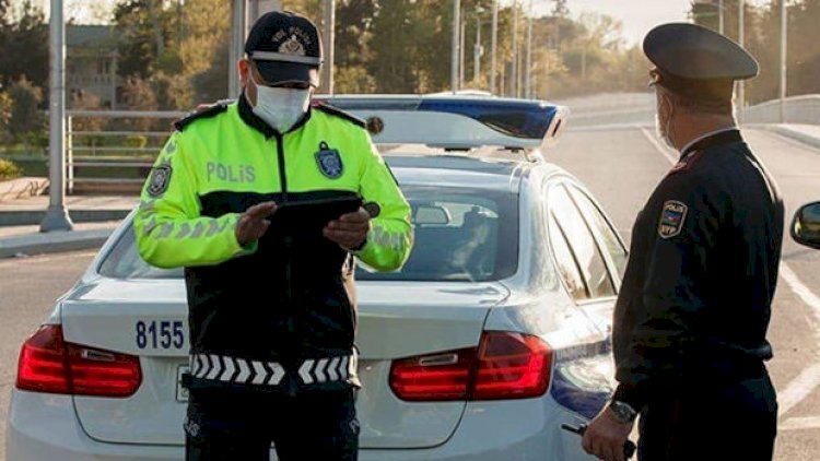 Küçədə cərimə yazılan şəxsi ələ salıb polisin poqonunu qopardı, həbs edildi