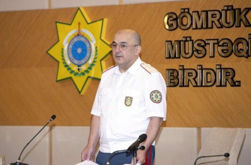 Şahin Bağırov gömrük polkovnikini təqaüdə göndərdi - Foto