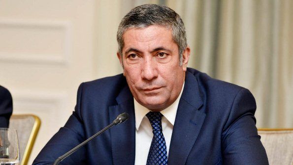 Siyavuş Novruzovun qardaşına vəzifə verildi