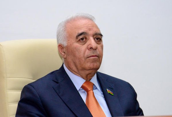 İlham Əliyev Eldar İbrahimovu təltif etdi