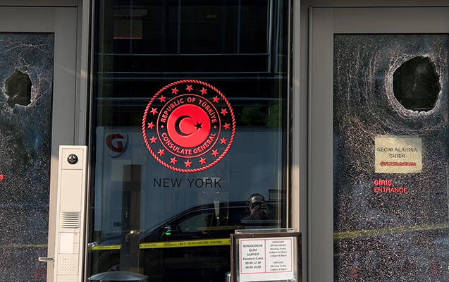 Nyu-Yorkda Türk Evinə hücum edildi - Fotolar