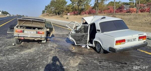 Şəmkirdə sürücülük hüququ olmayan şəxs qəza törətdi: ölən var