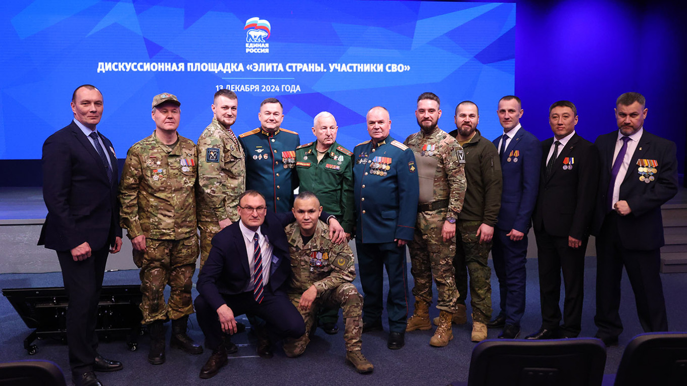 Rusiyada"Qəhrəmanlar" layihəsi işə salınır: müharibə veteranları dövlət qurumlarında işə götürüləcək 