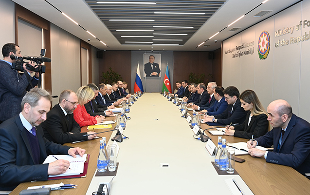 Bayramovla Lavrov arasında geniş tərkibdə görüş başlayıb - Fotolar - Yenilənib