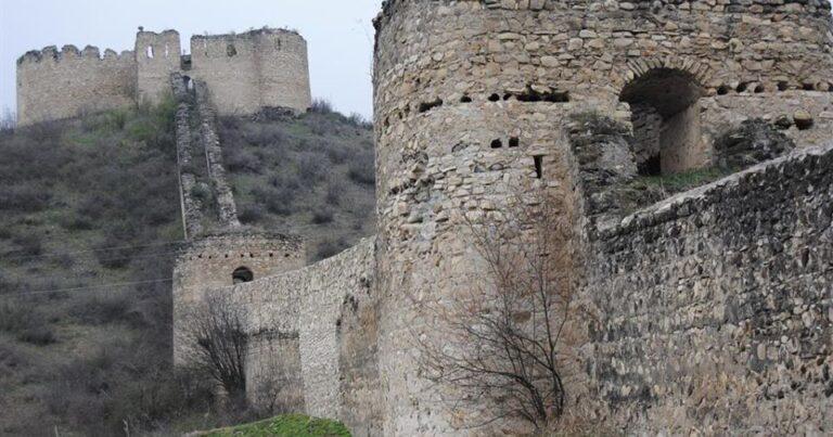 Rusiya sülhməramlıları Azərbaycanın tarixi irsini MƏHV EDİR - Xocalı kurqanları DAĞIDILIR - FOTO