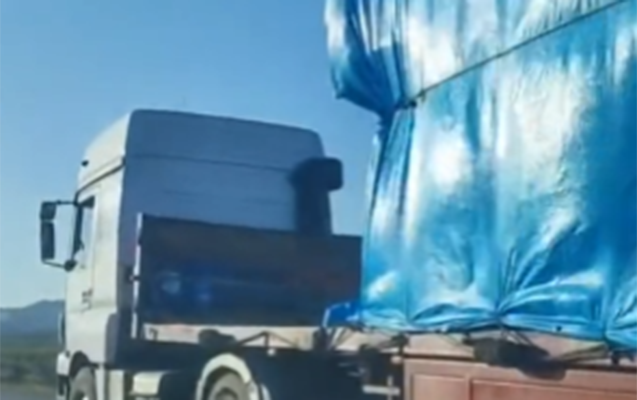 Hindistan Ermənistana hərbi texnika daşımağa davam edir - Video