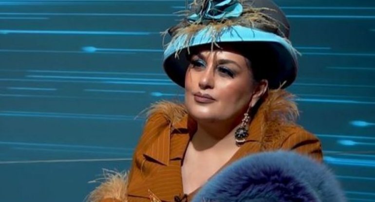 Əməkdar artist Elza Seyidcahan: “Mən şeirlərimi bəşəriyyət üçün yazıram” - VİDEO