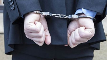 Hakimin rüşvətə görə həbs edilən qardaşı azadlığa çıxdı