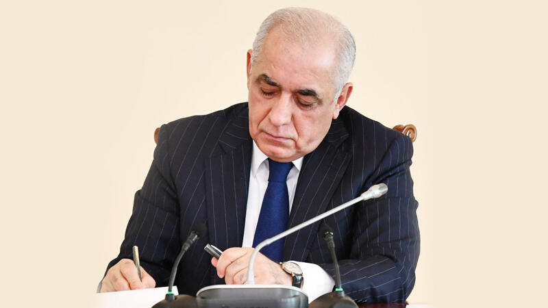 Əli Əsədov QƏRAR imzaladı