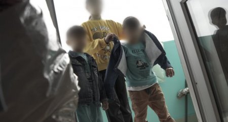 Azərbaycanda sensasiya: ata sosial yardım verilmədiyi üçün 3 övladından imtina etdi - "Kimsə geri gətirsə, balkondan atacam"