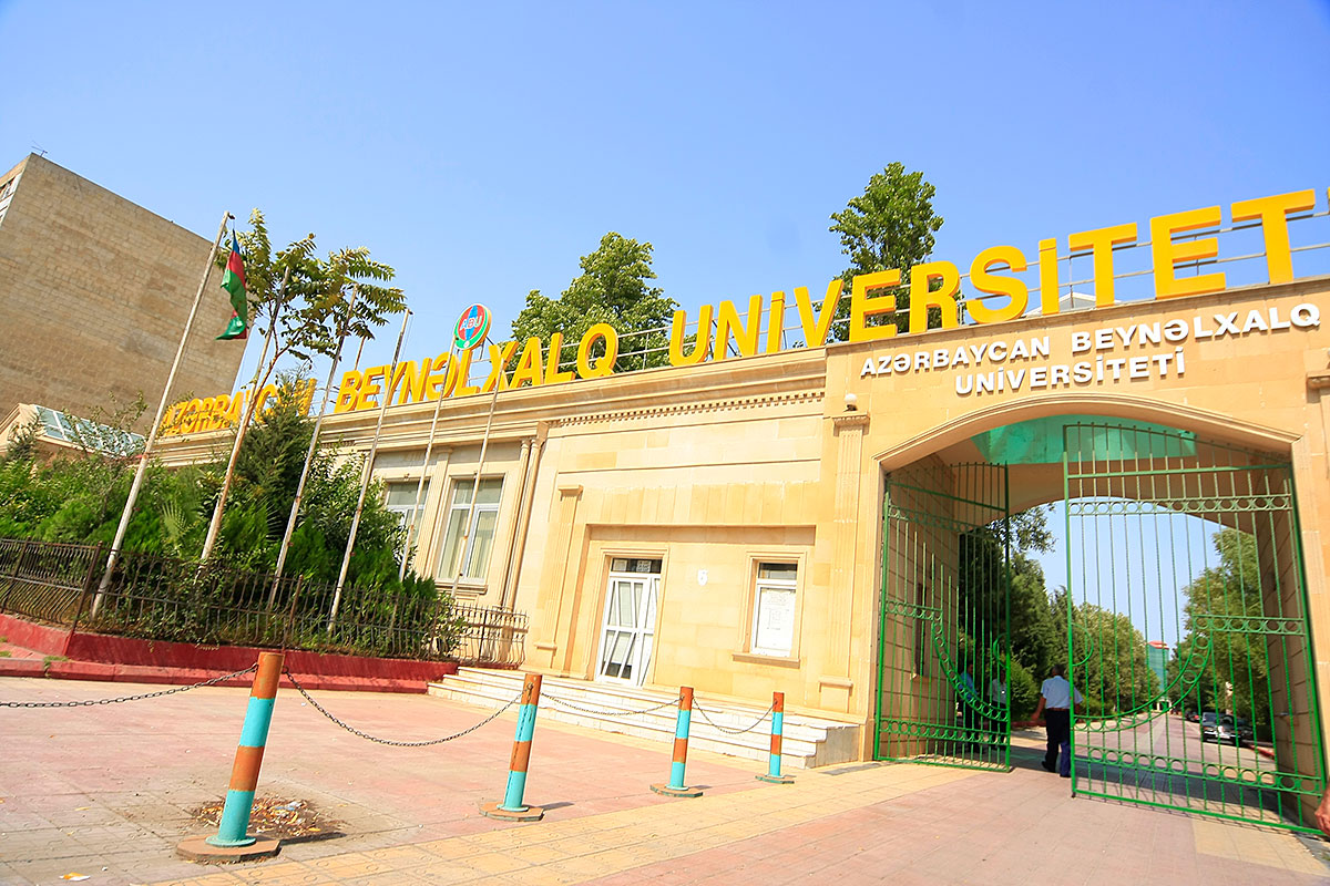 Azərbaycanda bağlanan özəl universitetlər: Qalmaqallar, qətl və cinayət işləri...
