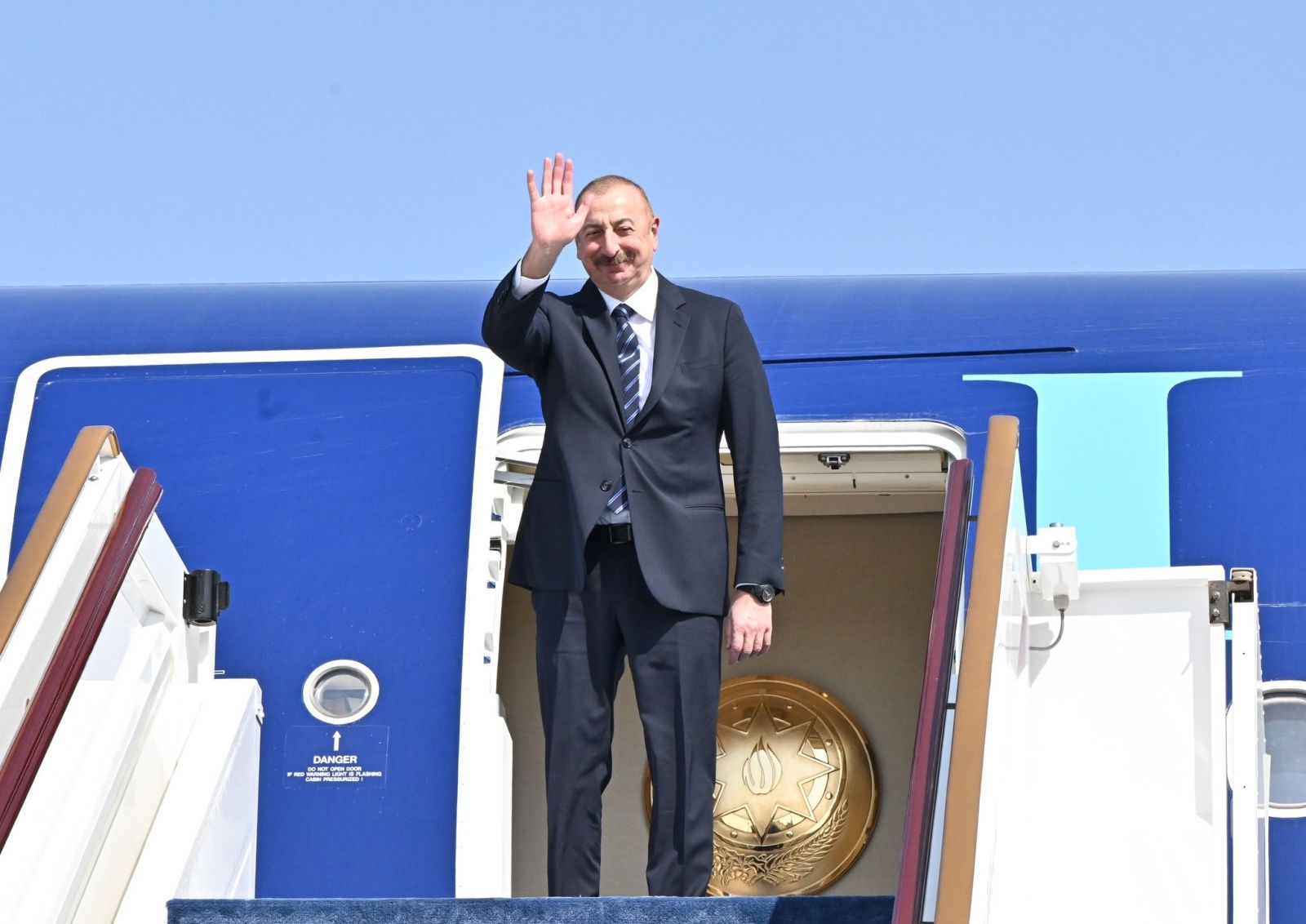 Prezident bu gün Moskvaya səfər edəcək