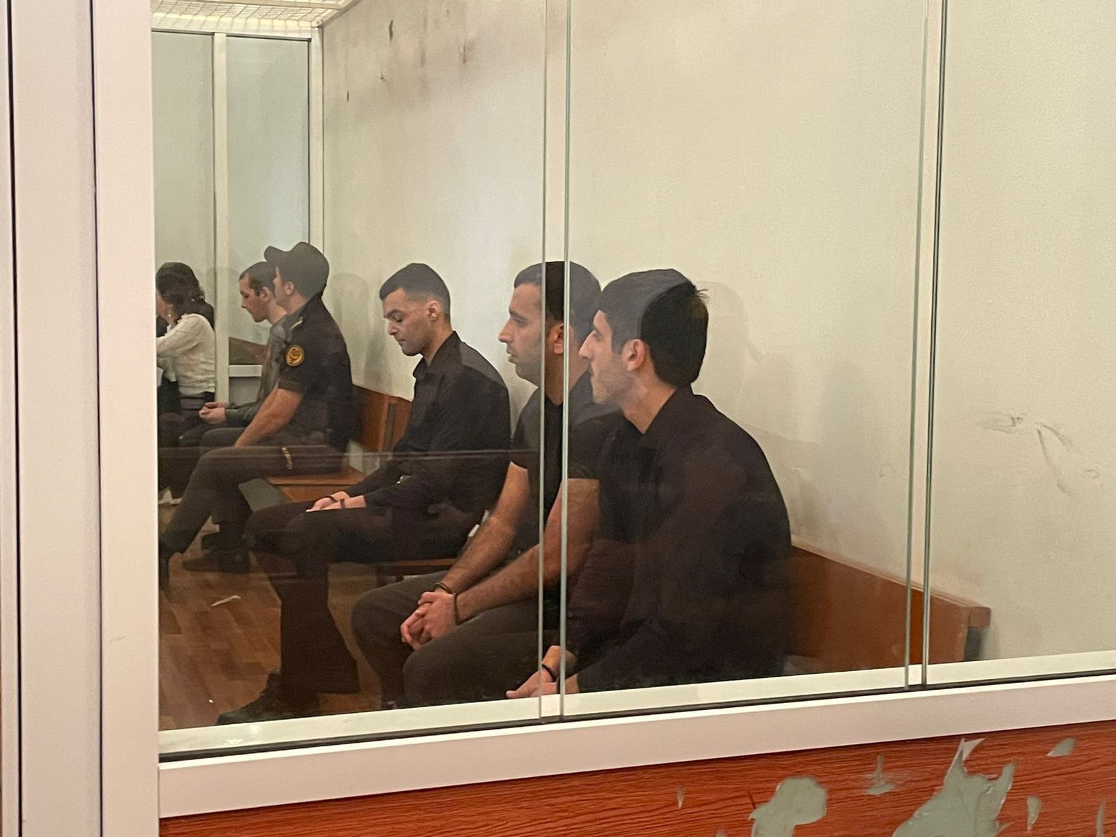 "Deyirdi ki, silahlı şou olacaq" - "Bravo"dakı hücumla bağlı məhkəmə