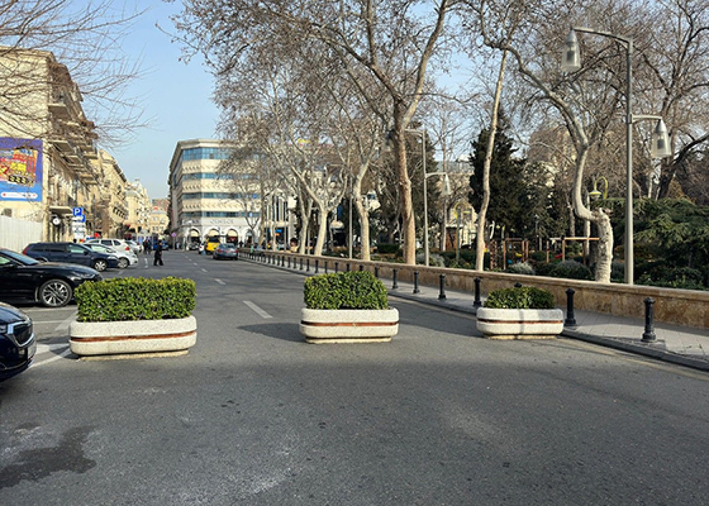Sürücülərin nəzərinə - Bu küçələrə giriş qadağan edildi
