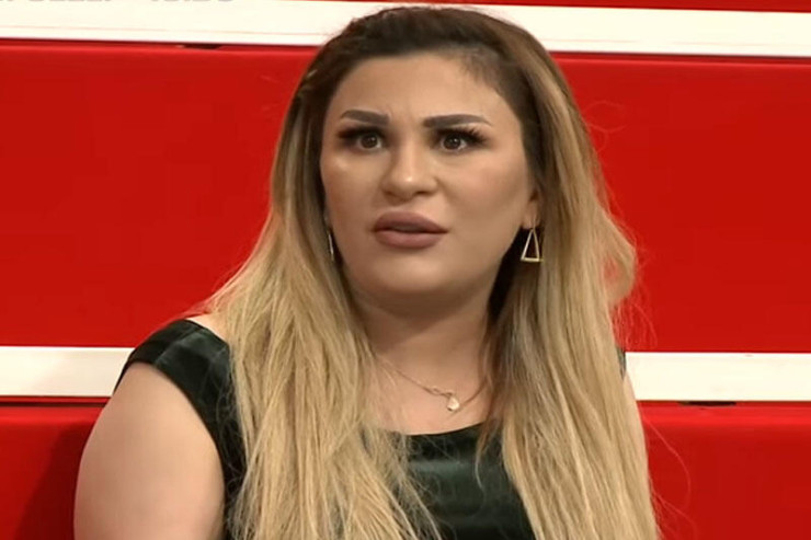 “Bir mahnı ilə 700 min manat pul qazanmışam”- Ülviyyə Namazova