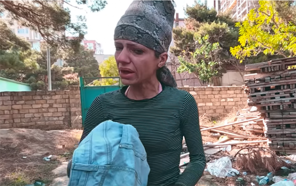 Nizami Rəmzinin qızından ŞOK AÇIQLAMA: "Anam məni pulnan satdı" - VİDEO