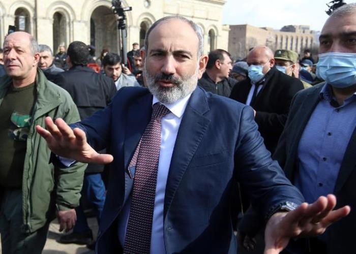 “Paşinyan qaçacaq, ətrafı isə...” – İrəvanda hakim partiya üzvləri qorxudulur