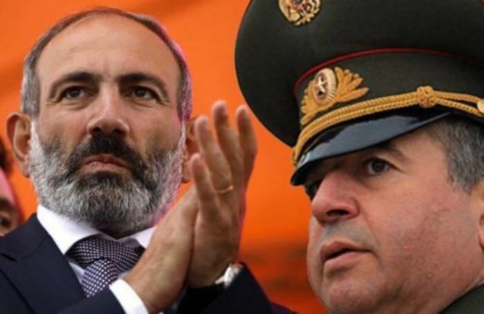 Paşinyan Azərbaycan pasportu almağa hazırdır - Səs yazısı yayılan general sirləri açdı