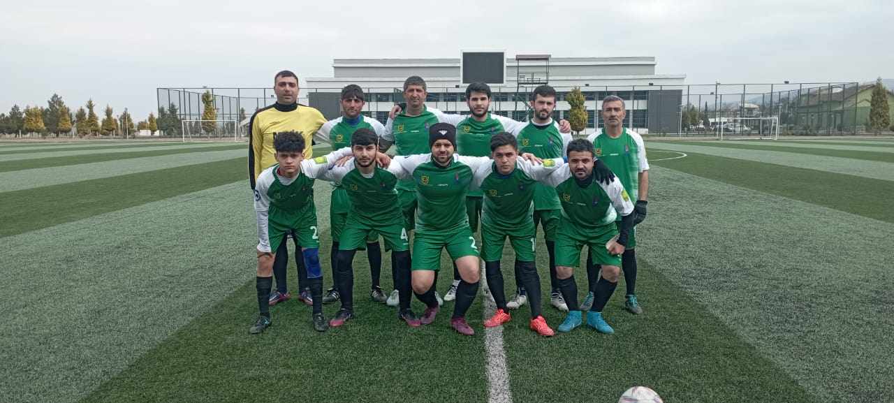 Azərbaycanda 56 yaşlı futbolçu meydana çıxdı