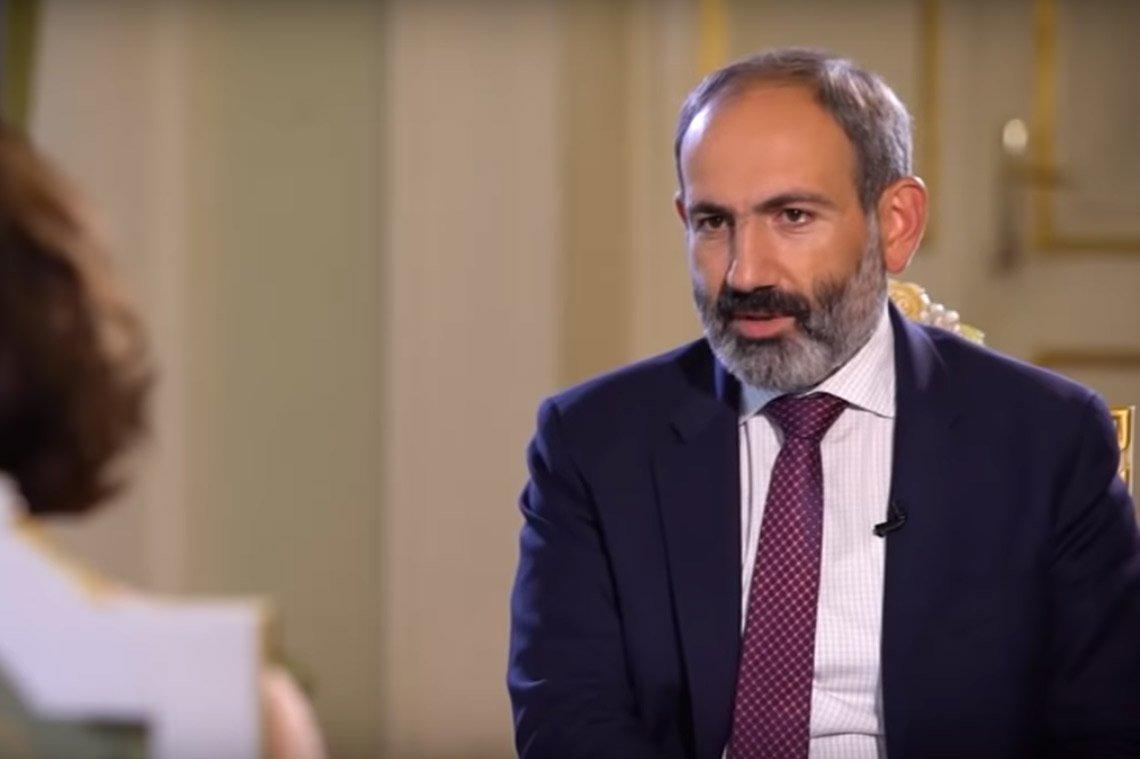 Nikol: Kəndlərimizin Azərbaycan ərazisinə yaxınlığına sevinin!