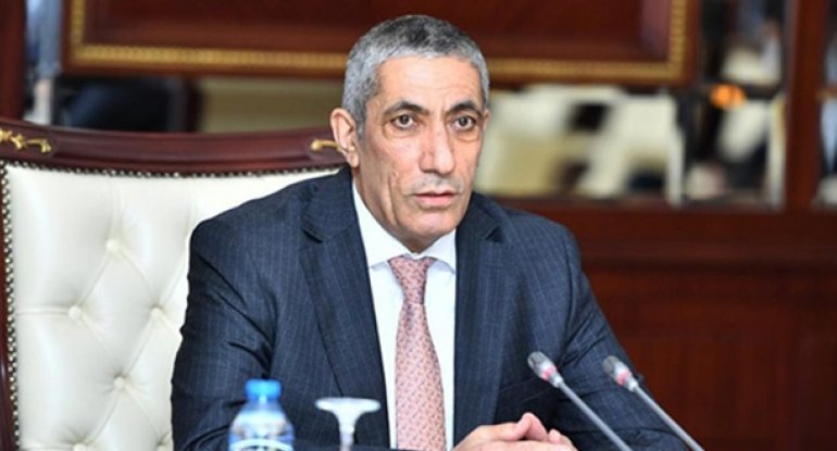 Onlar pensiyaya çıxanda ağlayırlar - Siyavuş Novruzov