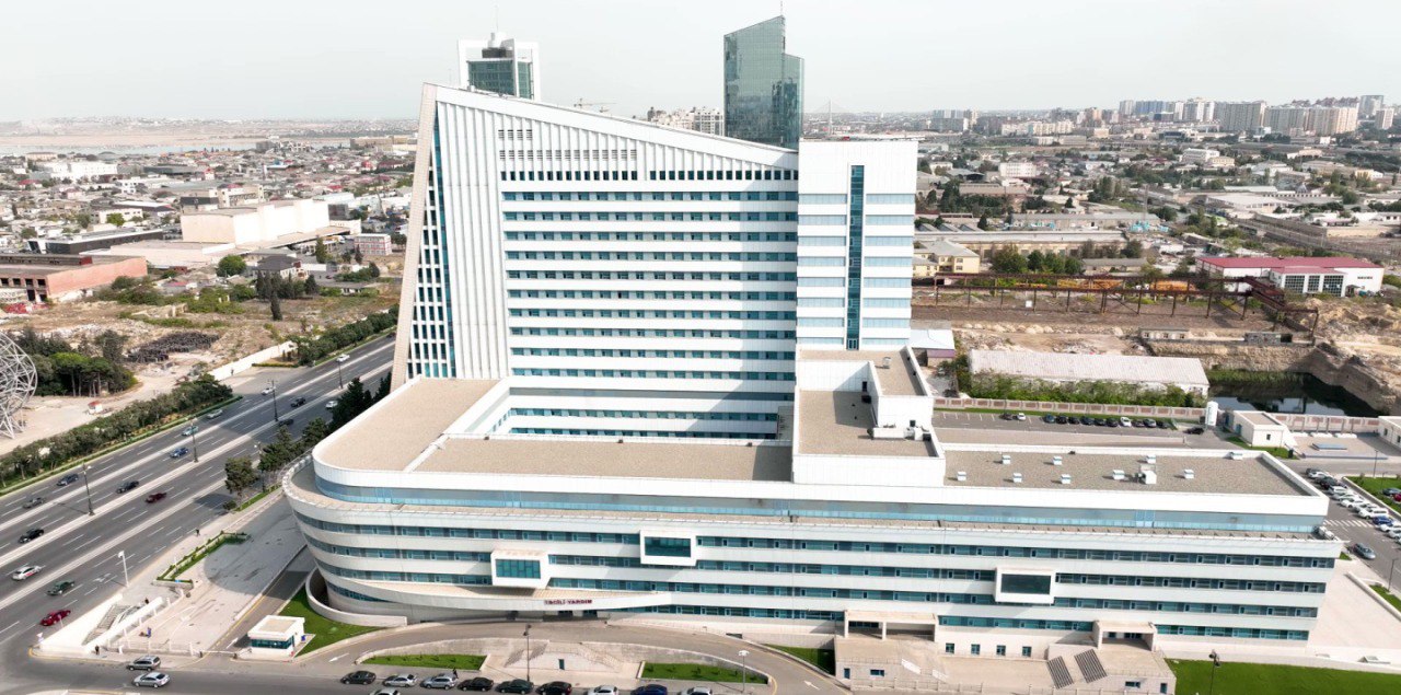 Yeni Klinikada yoxlama: Saxlanılan var - FOTO